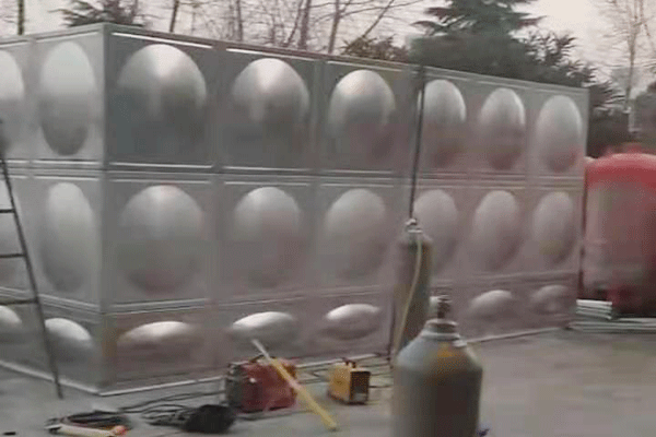 水箱001.png 水箱001.png